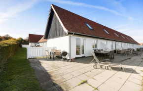 Stunning Apartment In Allinge With House Sea View, Allinge-Sandvig